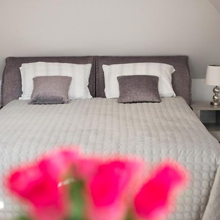 Petro Delux Apartments Kaunas Eksteriør bilde