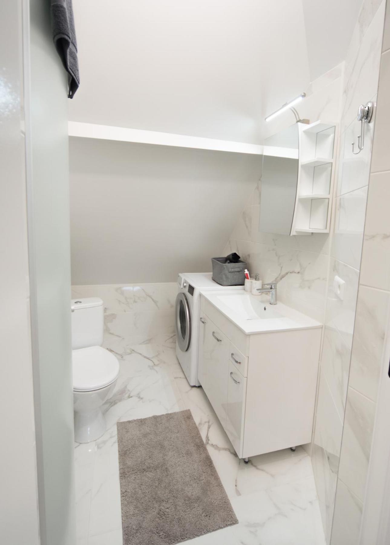 Petro Delux Apartments Kaunas Eksteriør bilde