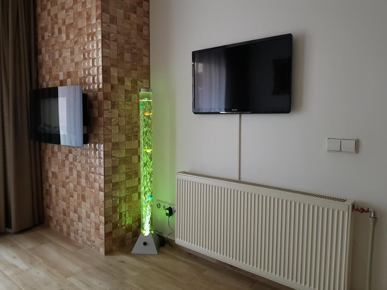 Petro Delux Apartments Kaunas Eksteriør bilde